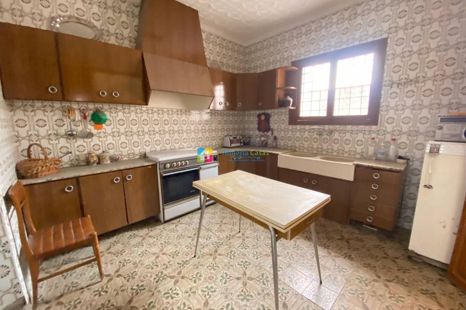 4 slaapkamer Huis te koop in Albox met garage - € 129.000 (Ref: 9541997)