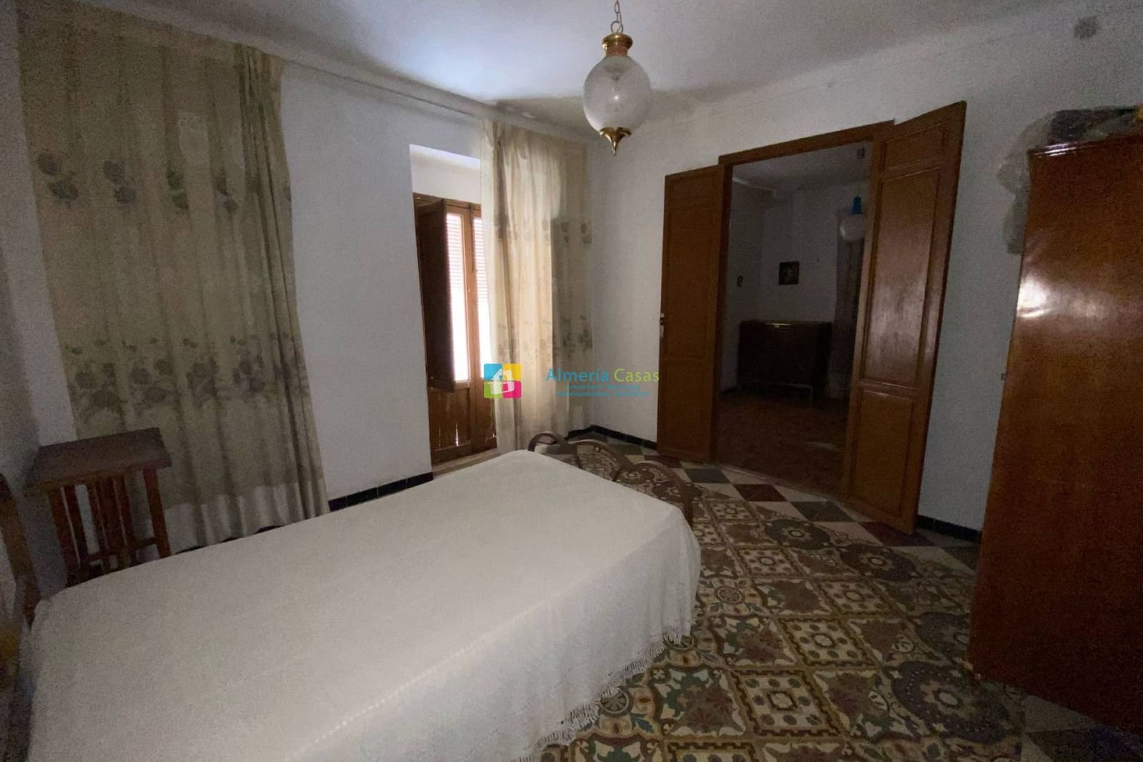 4 slaapkamer Huis te koop in Albox met garage - € 129.000 (Ref: 9541997)