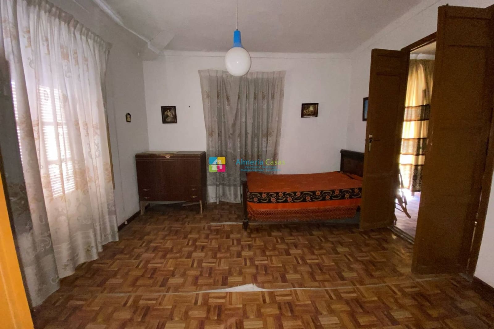 4 slaapkamer Huis te koop in Albox met garage - € 129.000 (Ref: 9541997)