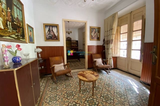 4 slaapkamer Huis te koop in Albox met garage - € 129.000 (Ref: 9541997)