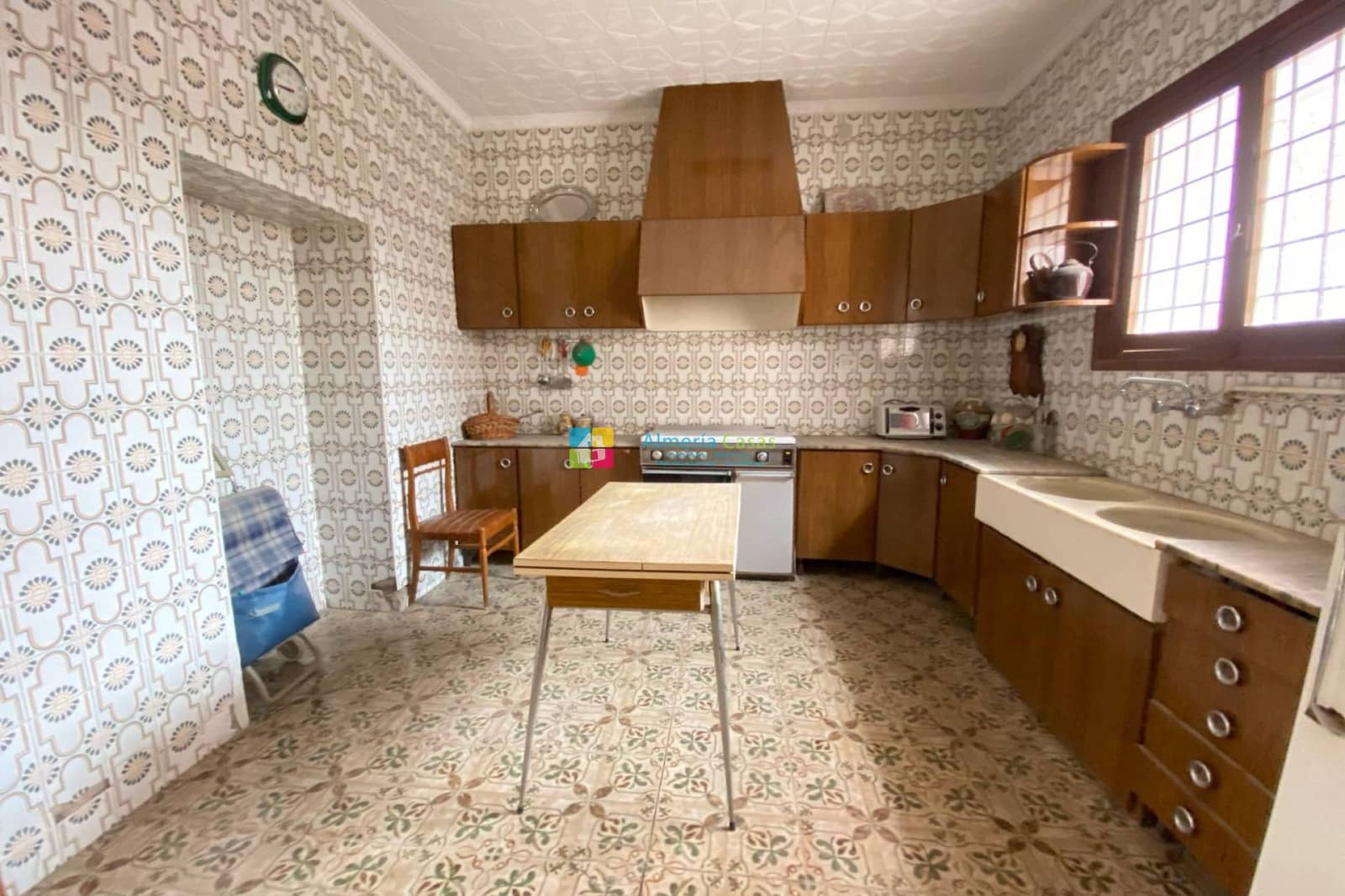 4 slaapkamer Huis te koop in Albox met garage - € 129.000 (Ref: 9541997)