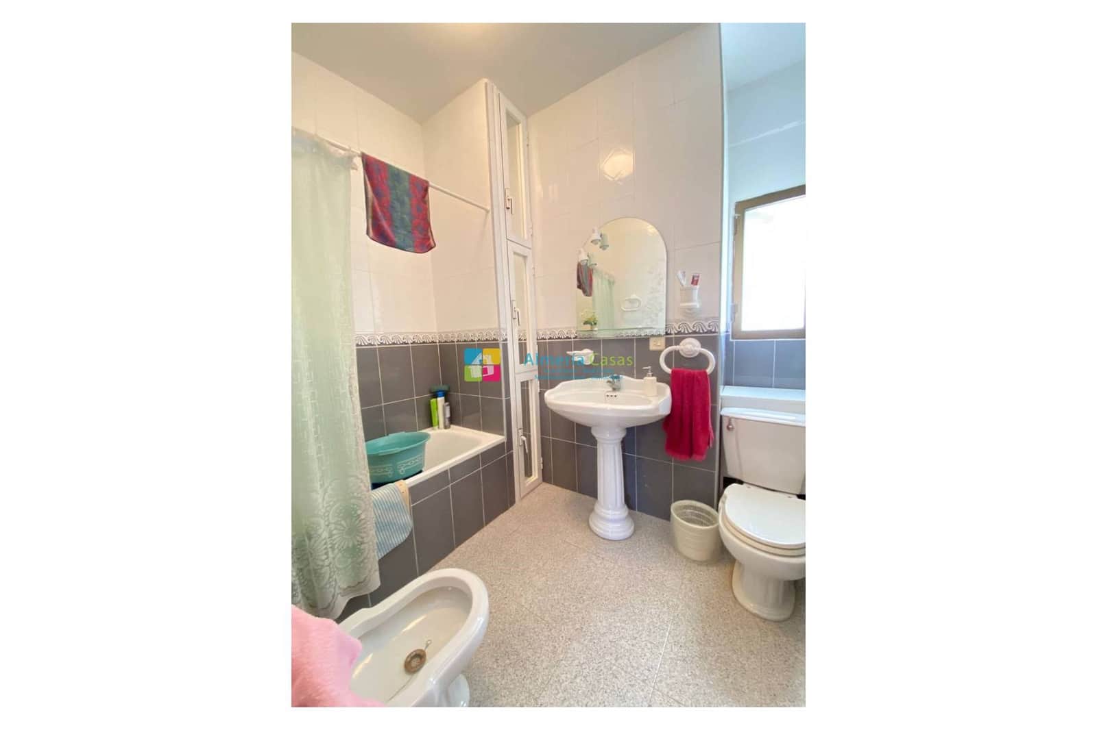 6 bedroom Townhouse for sale in Cantoria with garage - € 155,000 (Ref: 9542001)