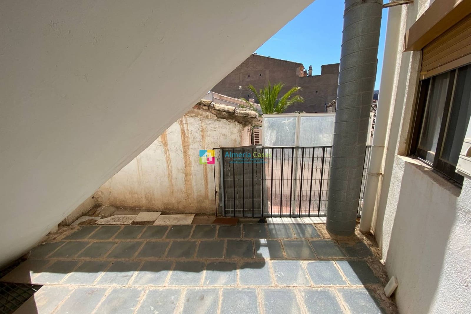 6 bedroom Townhouse for sale in Cantoria with garage - € 155,000 (Ref: 9542001)