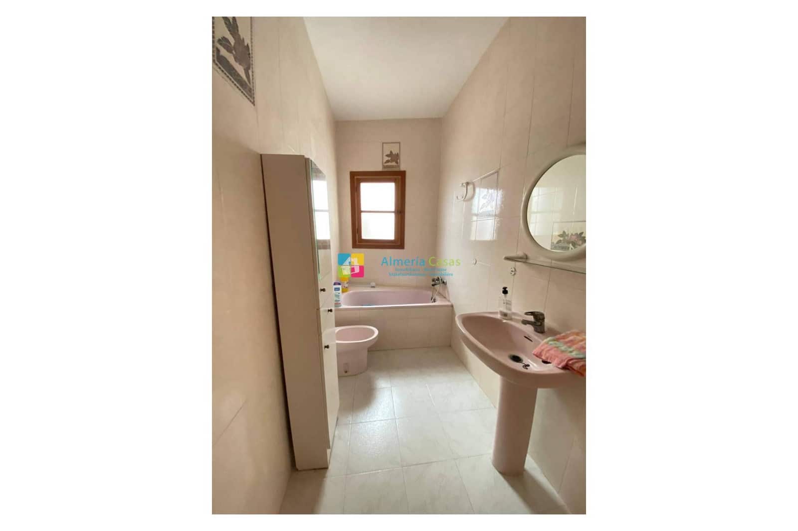 6 bedroom Townhouse for sale in Cantoria with garage - € 155,000 (Ref: 9542001)