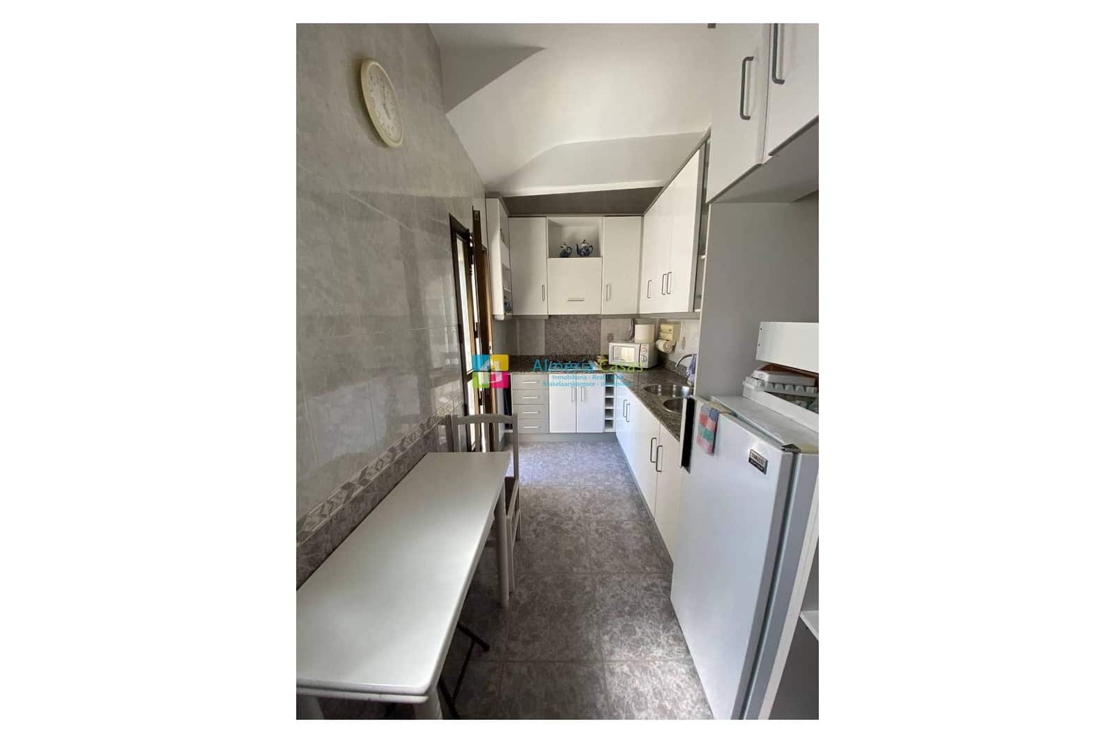 6 bedroom Townhouse for sale in Cantoria with garage - € 155,000 (Ref: 9542001)