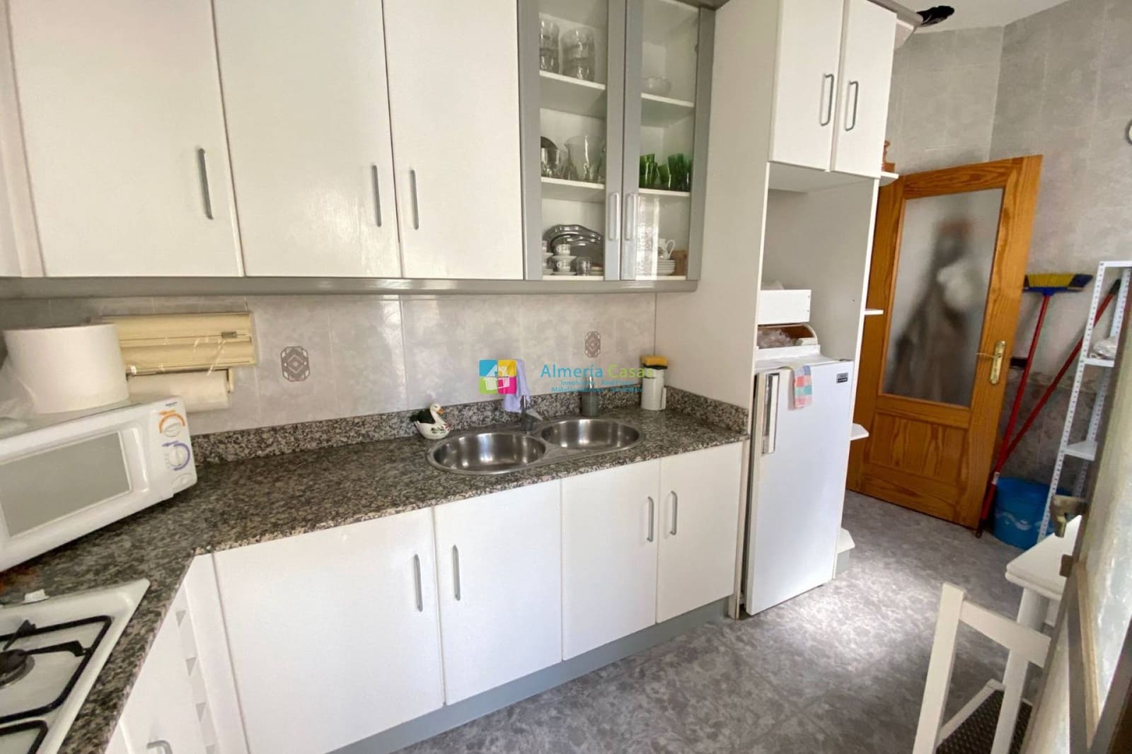 6 bedroom Townhouse for sale in Cantoria with garage - € 155,000 (Ref: 9542001)