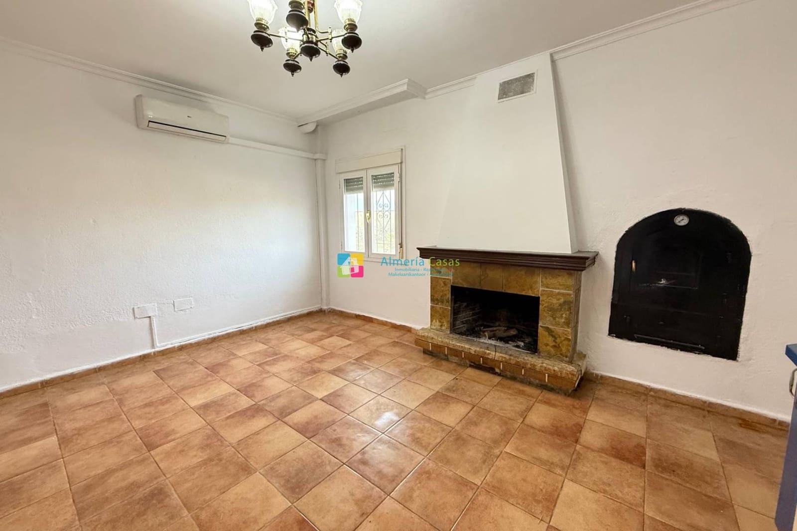 5 soverom Villa til salgs i Olula del Rio med svømmebasseng garasje - € 289 000 (Ref: 9542490)