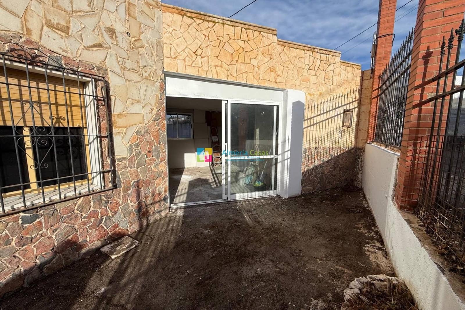 5 soverom Villa til salgs i Olula del Rio med svømmebasseng garasje - € 289 000 (Ref: 9542490)