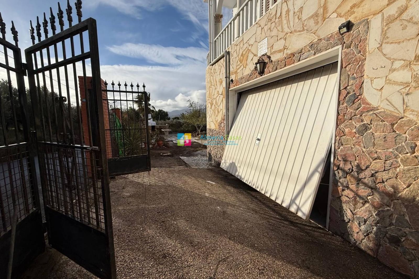 5 soverom Villa til salgs i Olula del Rio med svømmebasseng garasje - € 289 000 (Ref: 9542490)