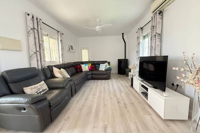 3 soveværelse Villa til salg i El Cucador, Zurgena med swimmingpool - € 295.000 (Ref: 9558927)