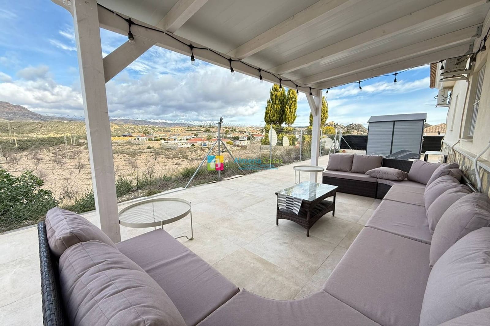 3 bedroom Villa for sale in El Cucador with pool - € 295,000 (Ref: 9558927)