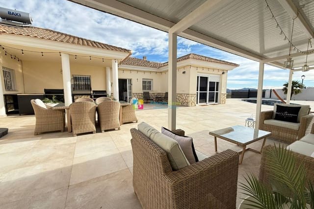 3 soveværelse Villa til salg i El Cucador, Zurgena med swimmingpool - € 295.000 (Ref: 9558927)