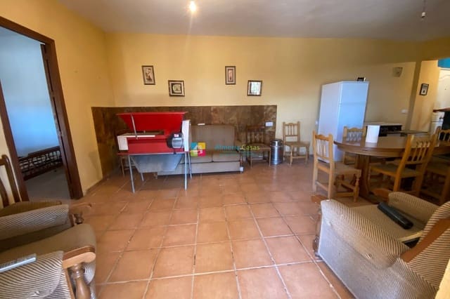 5 chambre Finca/Maison de Campagne à vendre à Saliente Alto, Albox avec piscine garage - 219 500 € (Ref: 9571917)