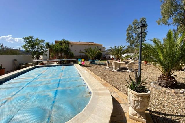 3 bedroom Villa for sale in Cantoria with pool - € 269,000 (Ref: 9571919)
