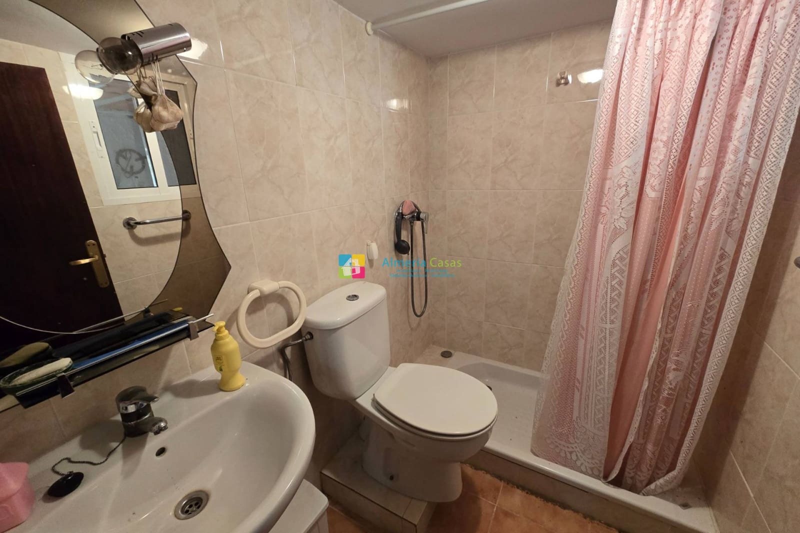 Casa de 4 habitaciones en Urrácal en venta - 38.000 € (Ref: 9580042)