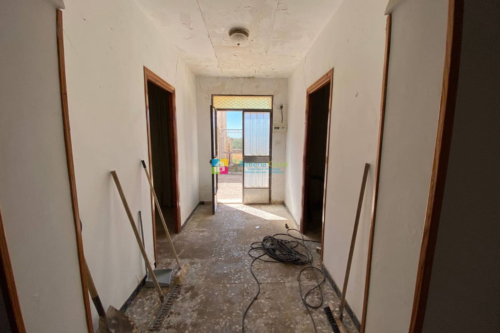 Casa de 3 habitaciones en Pocicas en venta - 74.000 € (Ref: 9580045)