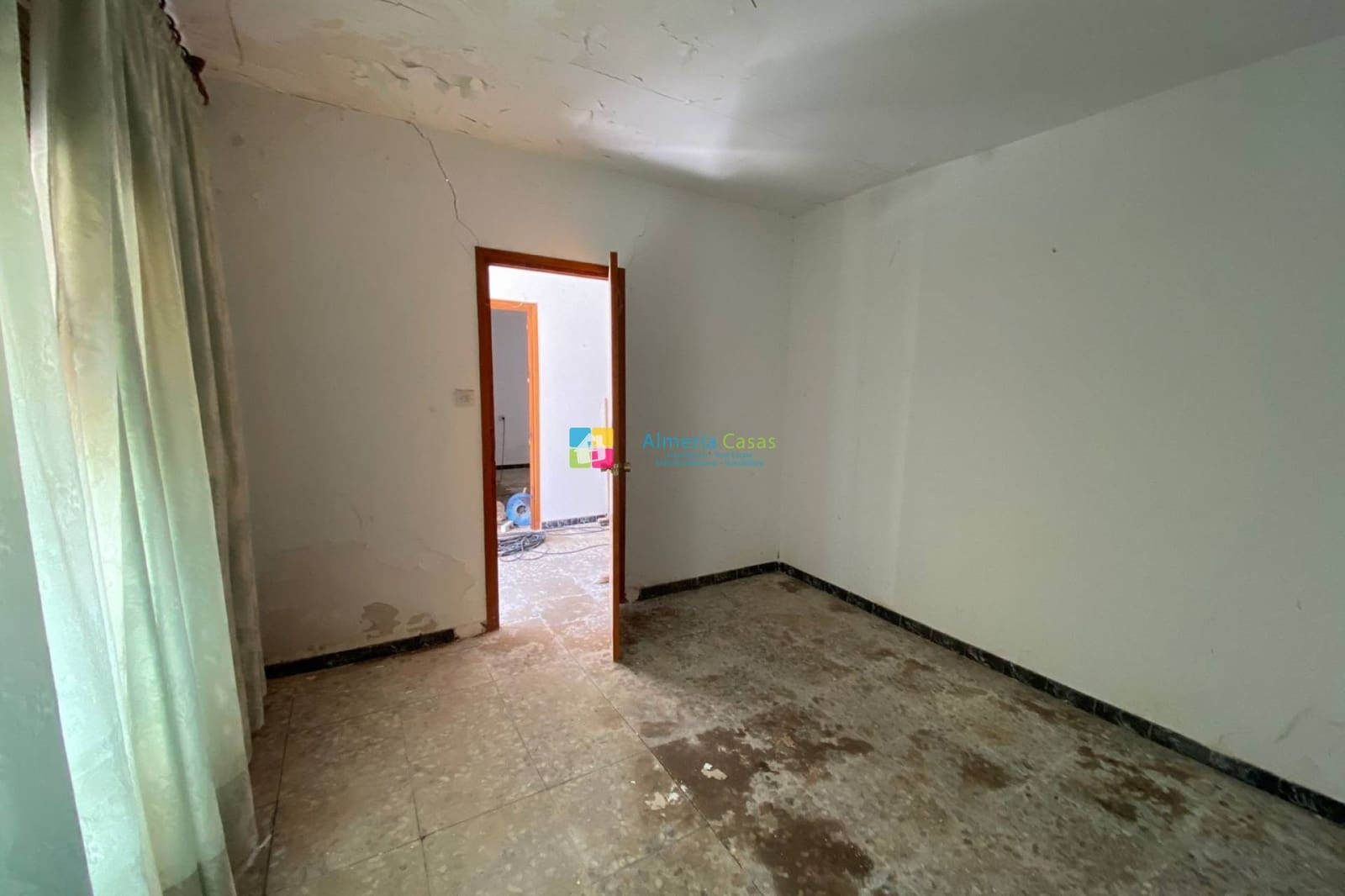 Casa de 3 habitaciones en Pocicas en venta - 74.000 € (Ref: 9580045)