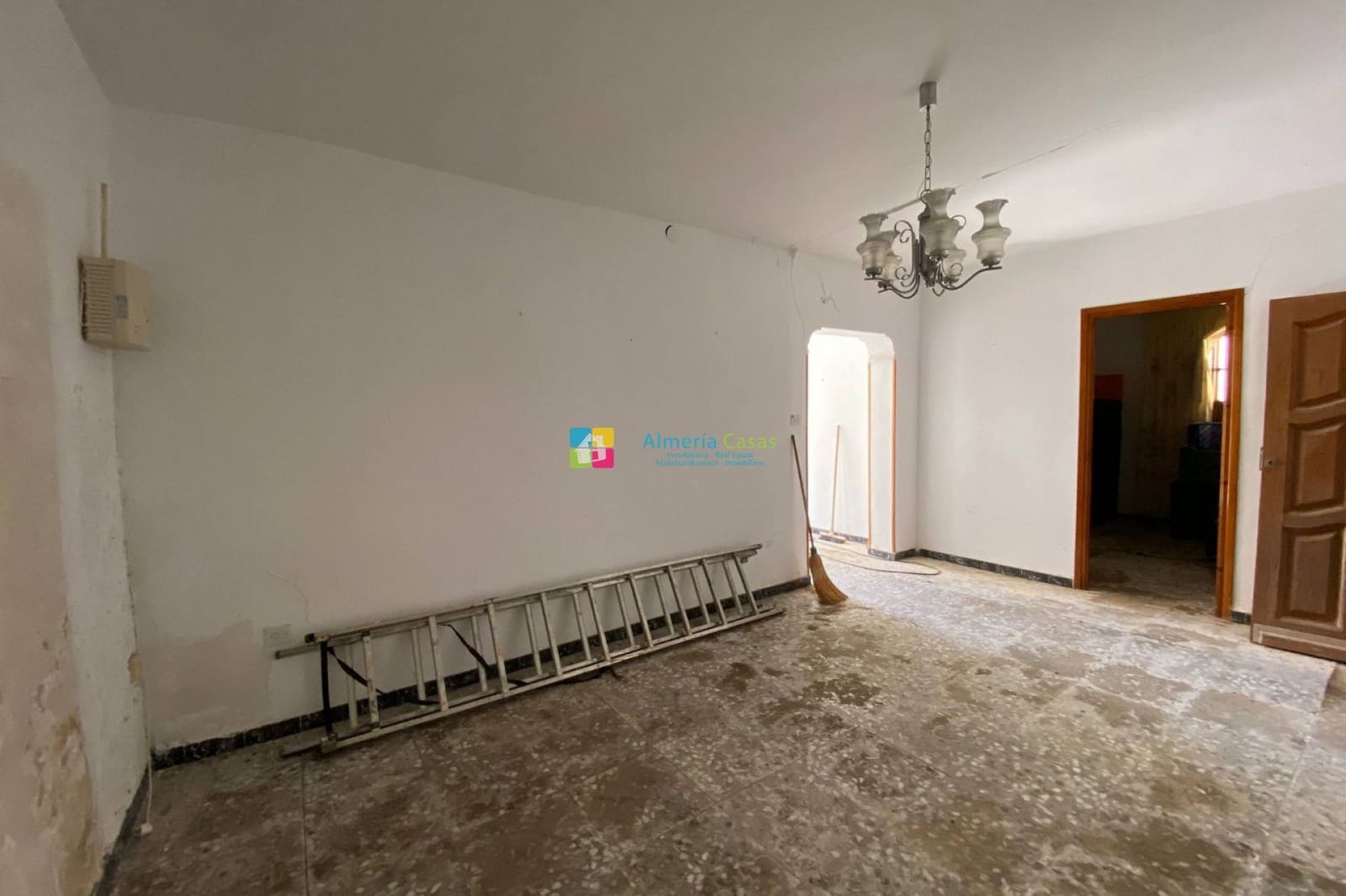 Casa de 3 habitaciones en Pocicas en venta - 74.000 € (Ref: 9580045)