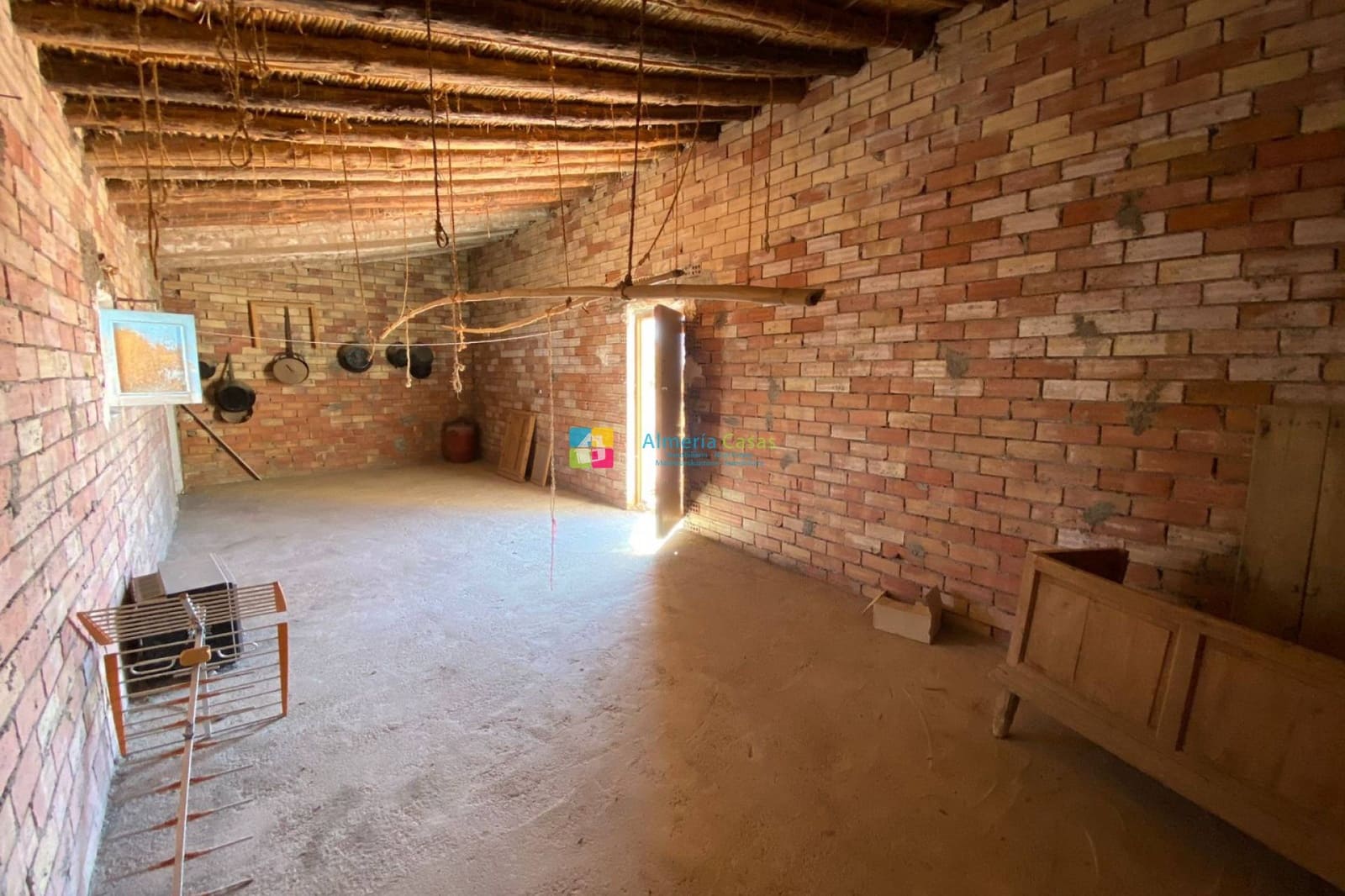 Casa de 3 habitaciones en Pocicas en venta - 74.000 € (Ref: 9580045)