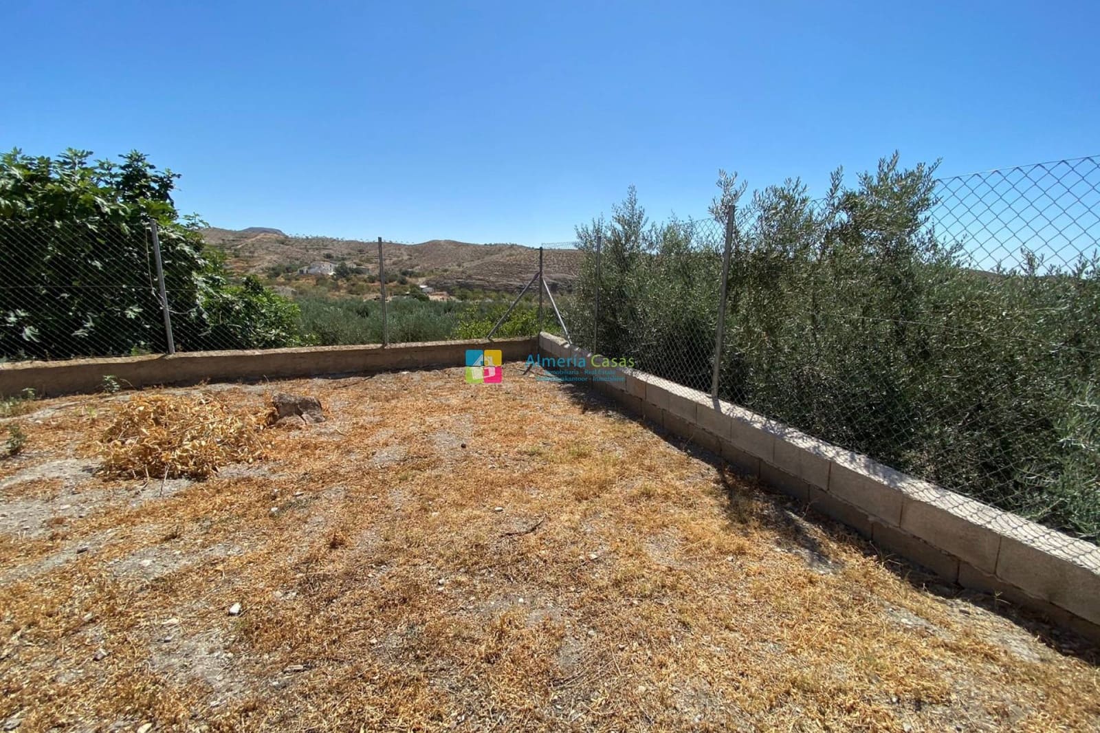 Casa de 3 habitaciones en Pocicas en venta - 74.000 € (Ref: 9580045)