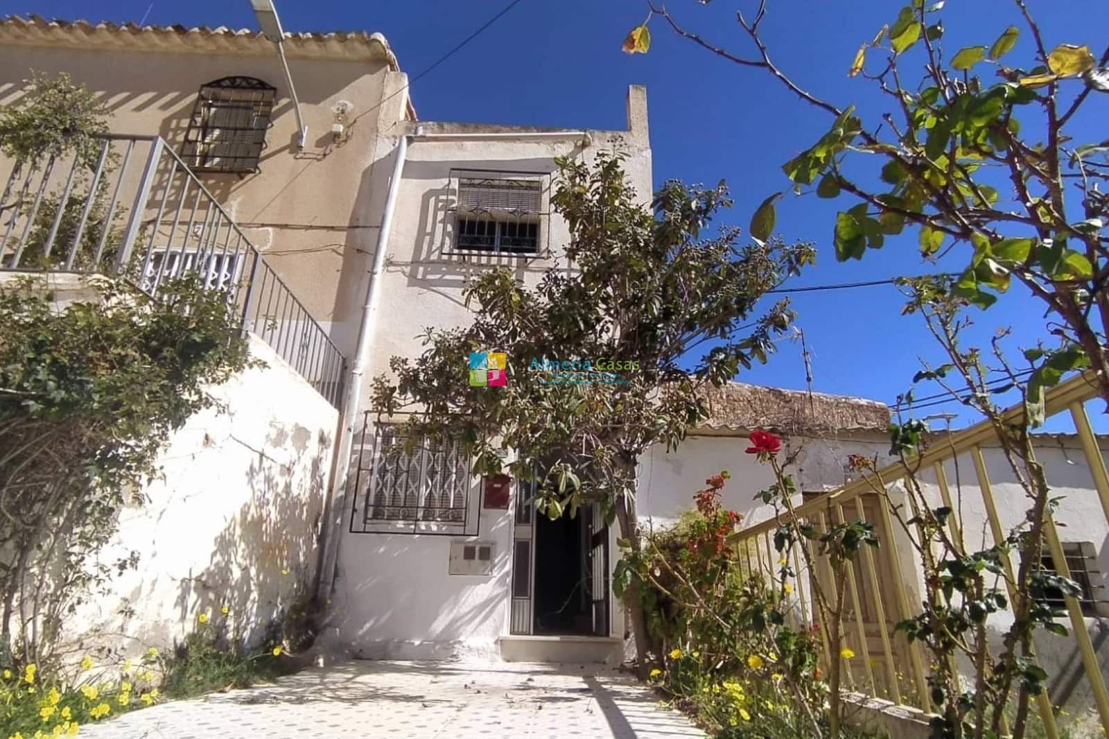 6 sovrum Hus till salu i Los Llanos (Zurgena) med garage - 87 000 € (Ref: 9583493)