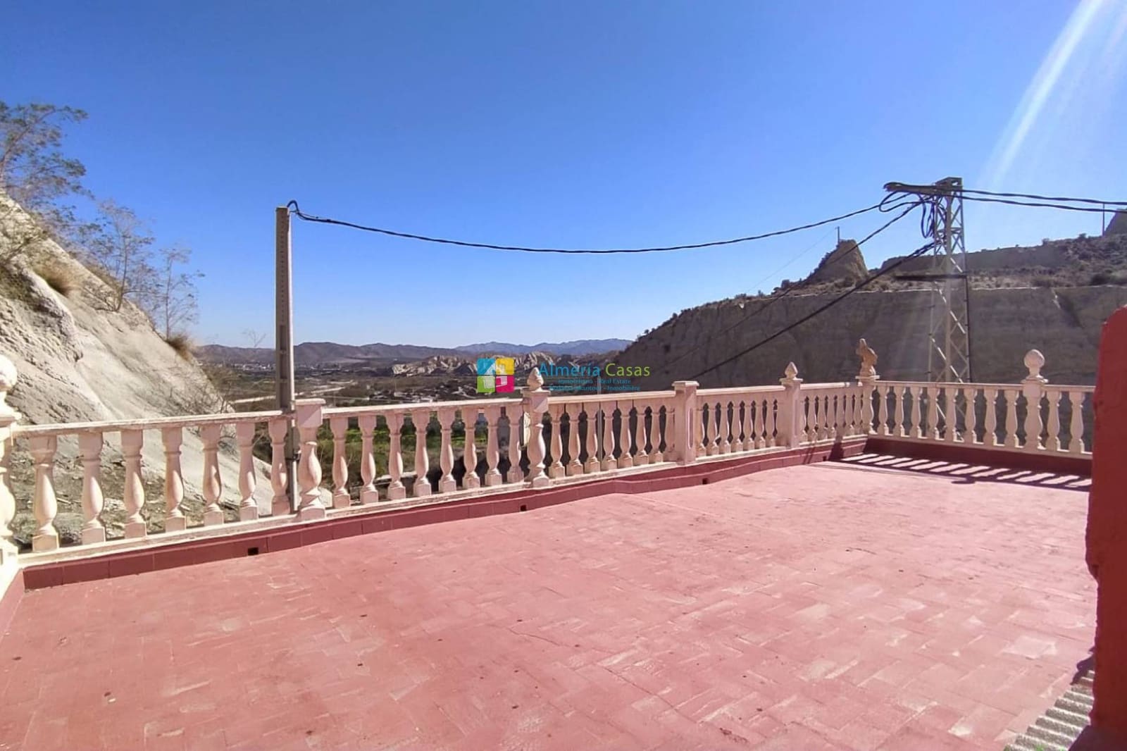 6 sovrum Hus till salu i Los Llanos (Zurgena) med garage - 87 000 € (Ref: 9583493)