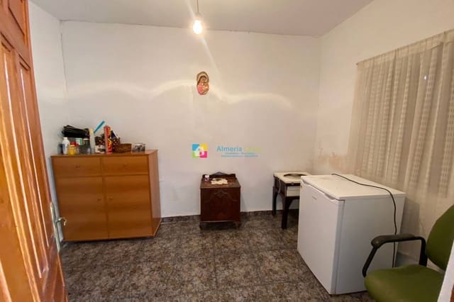 5 slaapkamer Finca/Landhuis te koop in Cantoria - € 125.000 (Ref: 9588132)