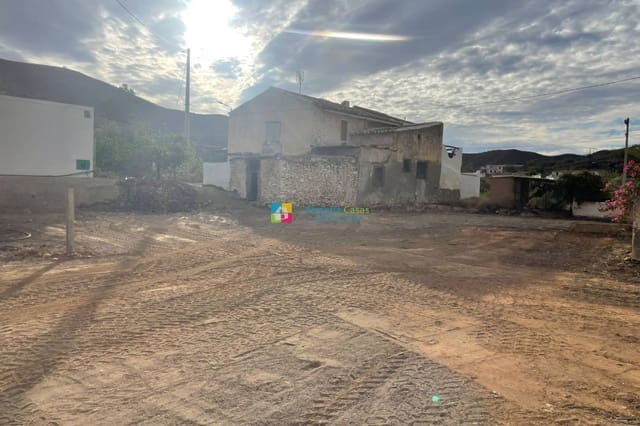 5 slaapkamer Finca/Landhuis te koop in Cantoria - € 125.000 (Ref: 9588132)