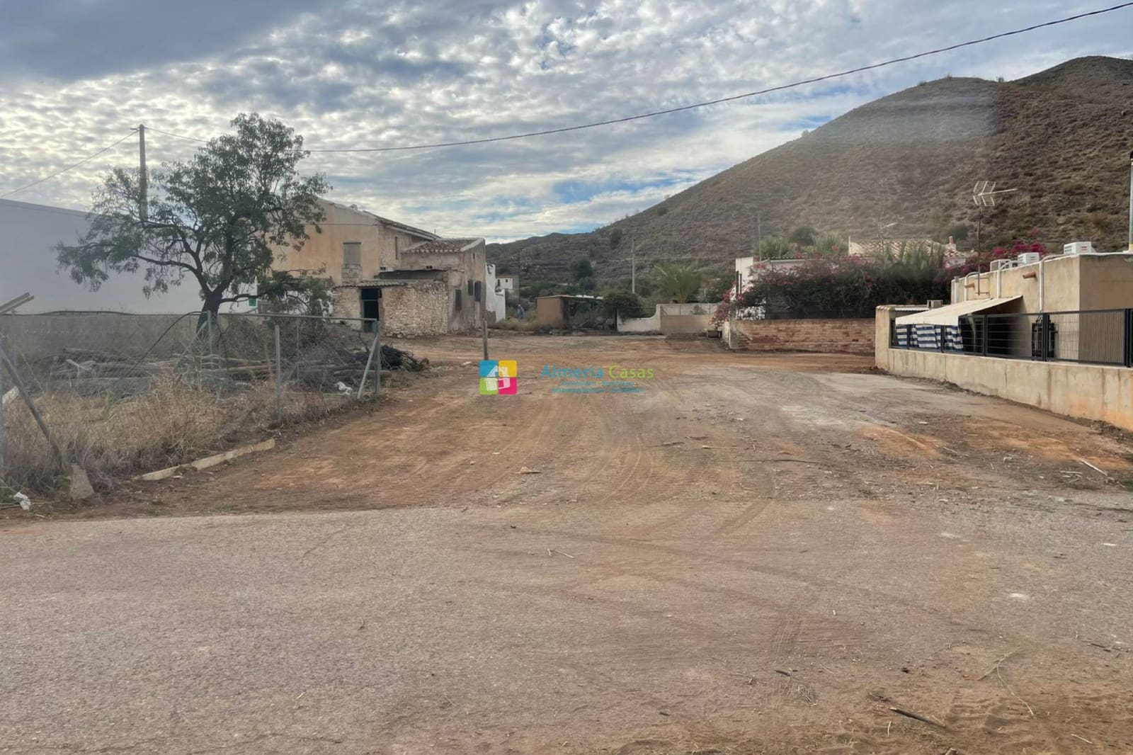 5 slaapkamer Finca/Landhuis te koop in Cantoria - € 125.000 (Ref: 9588132)