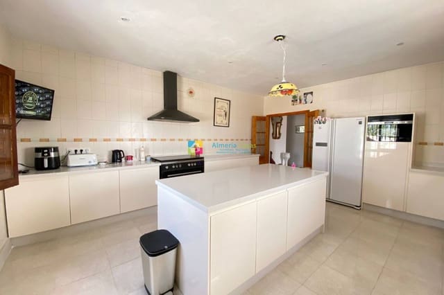 3 Zimmer Villa zu verkaufen in Arroyo Medina, Oria mit Pool Garage - 275.000 € (Ref: 9588133)