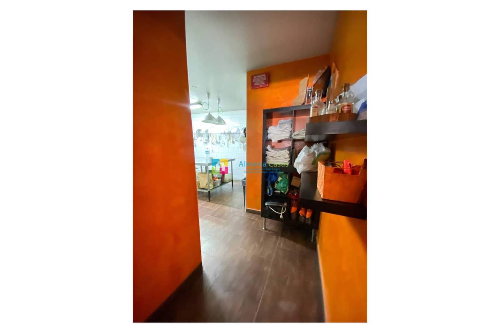 Komercyjne na sprzedaż w Albox - 64 950 € (Ref: 9588279)