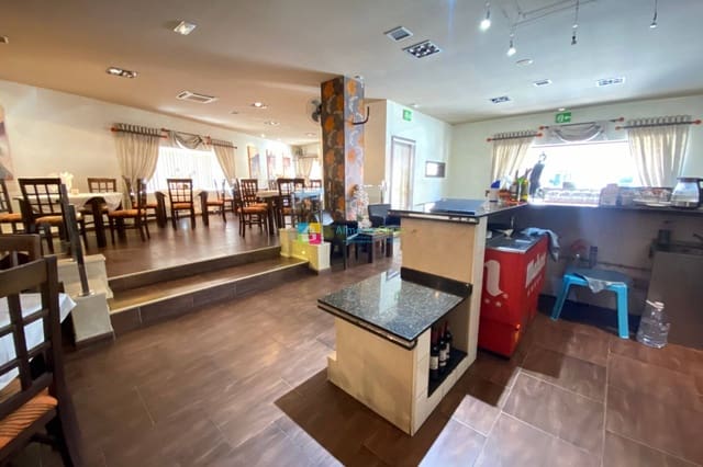 Komercyjne na sprzedaż w Albox - 64 950 € (Ref: 9588279)