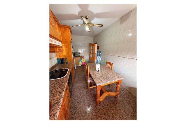 4 quarto Casa em Banda para venda em Huércal-Overa - 150 000 € (Ref: 9588455)