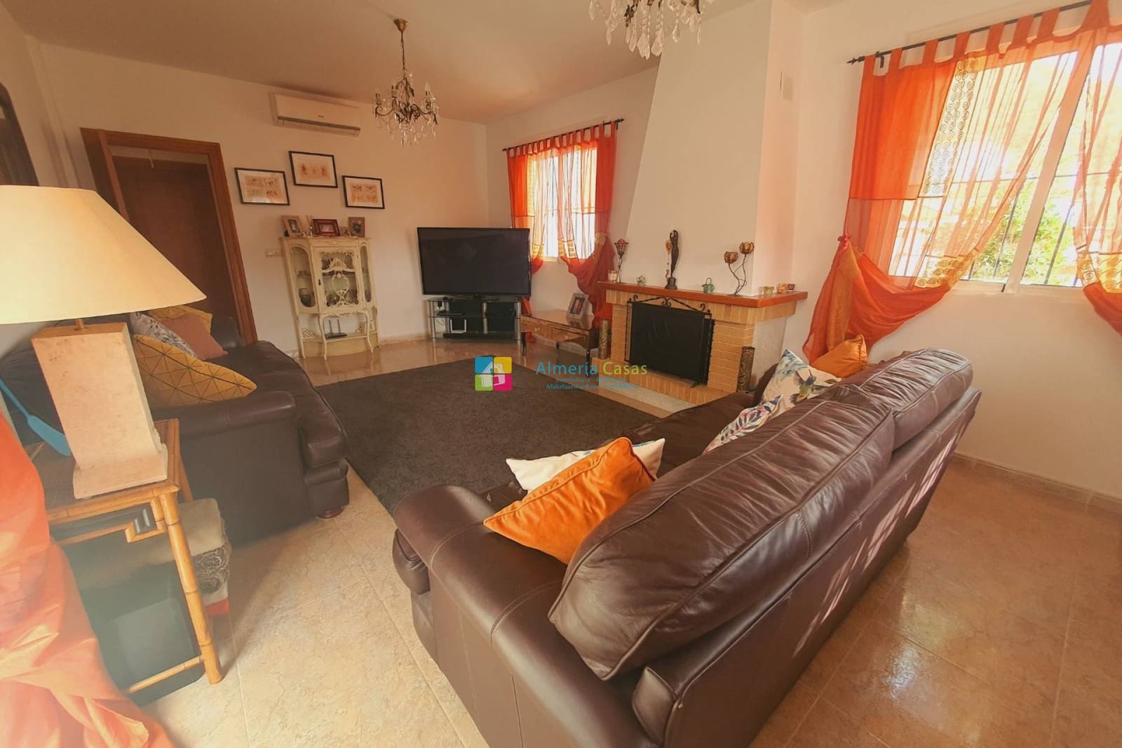 4 makuuhuone Huvila myytävänä paikassa Arboleas - 349 950 € (Ref: 9602982)