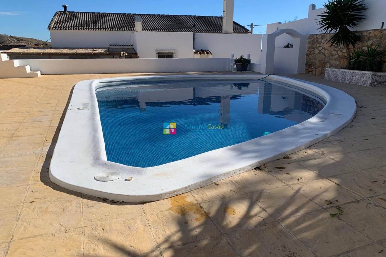 4 soveværelse Finca/Landehus til salg i Pocicas med swimmingpool - € 249.000 (Ref: 9602987)