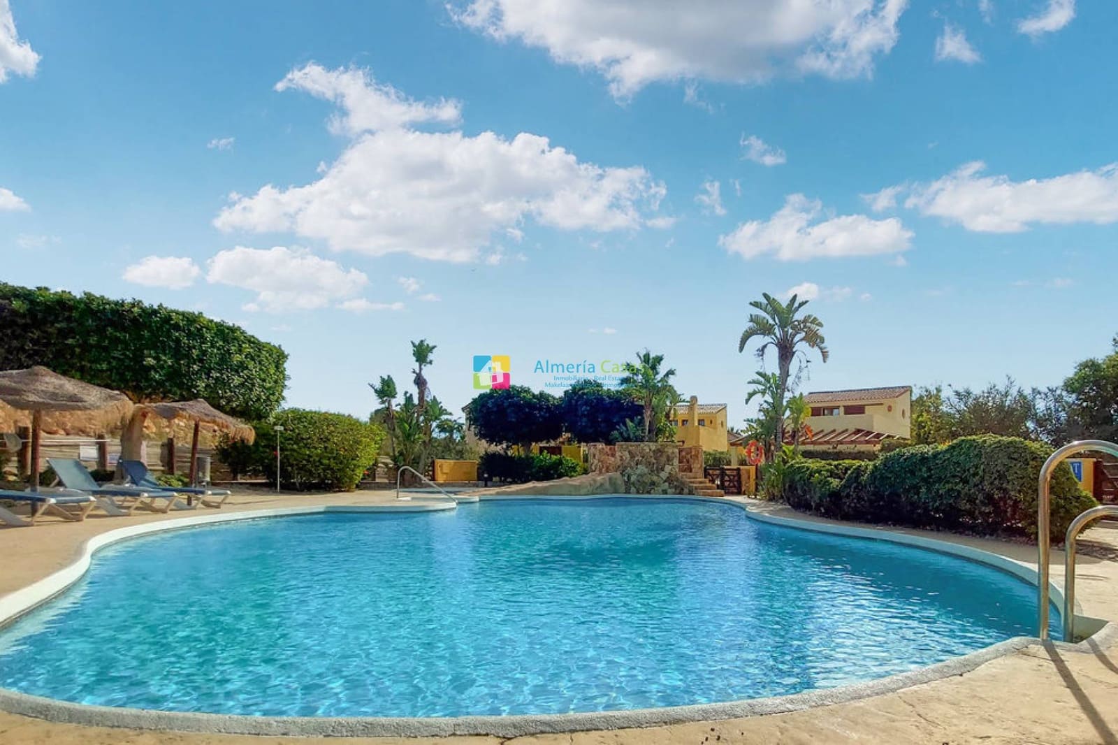 4 soveværelse Villa til salg i Cuevas del Almanzora med swimmingpool - € 420.000 (Ref: 9609517)