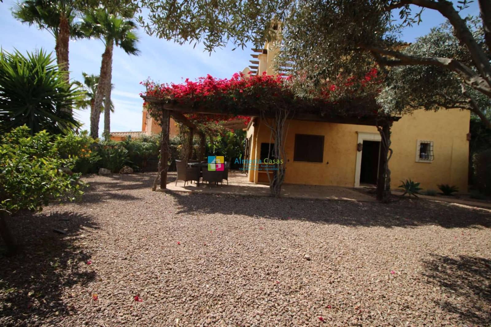 4 soveværelse Villa til salg i Cuevas del Almanzora med swimmingpool - € 420.000 (Ref: 9609517)