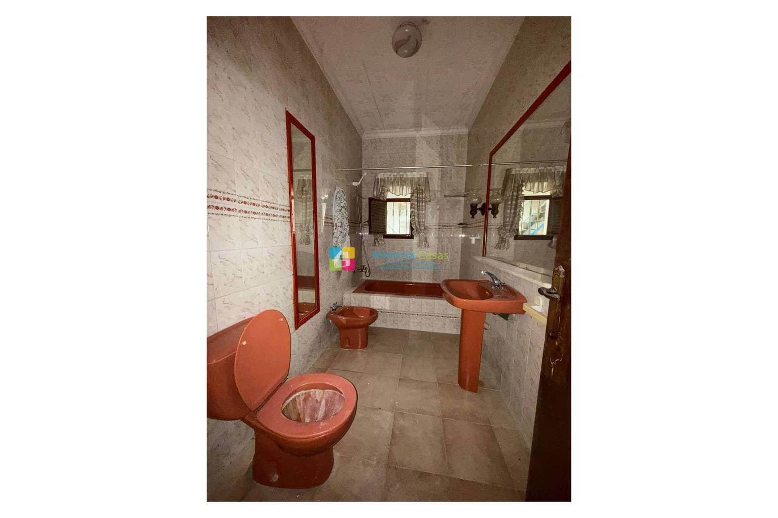 4 soveværelse Byhus til salg i Fines - € 65.000 (Ref: 9618081)