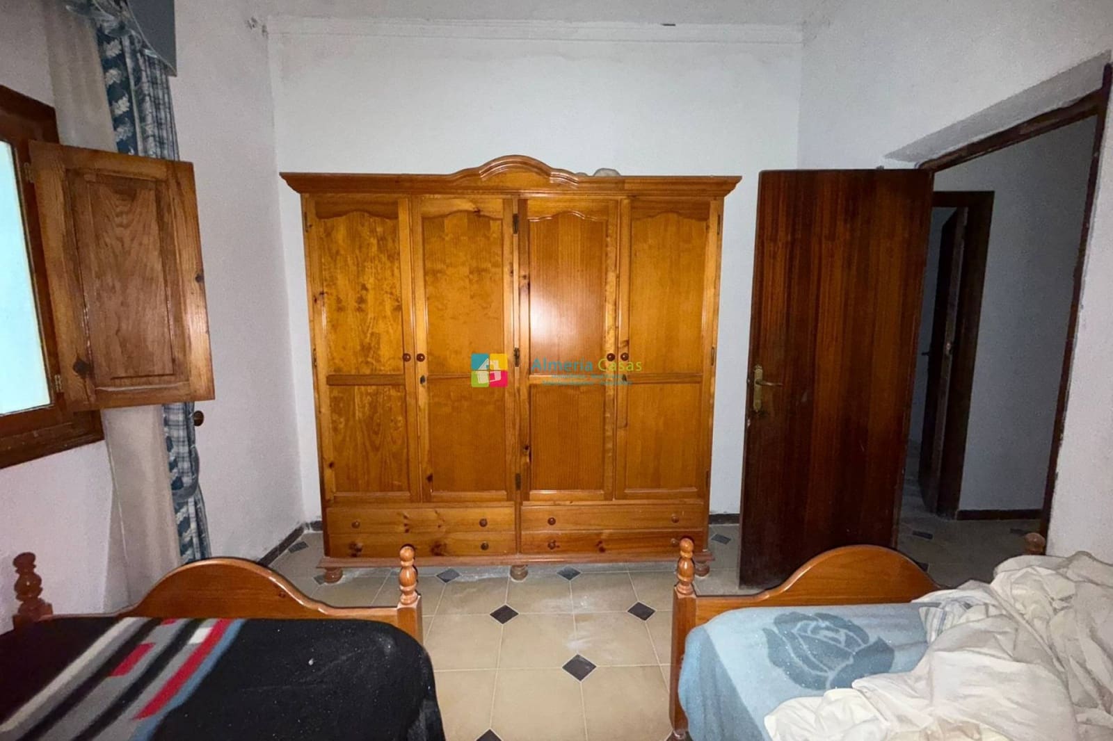 4 soveværelse Byhus til salg i Fines - € 65.000 (Ref: 9618081)