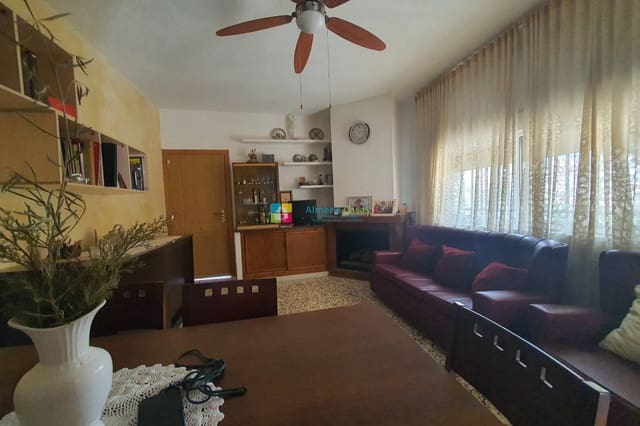 3 makuuhuone Maalaistalo myytävänä paikassa Macael mukana uima-altaan - 225 000 € (Ref: 9618084)