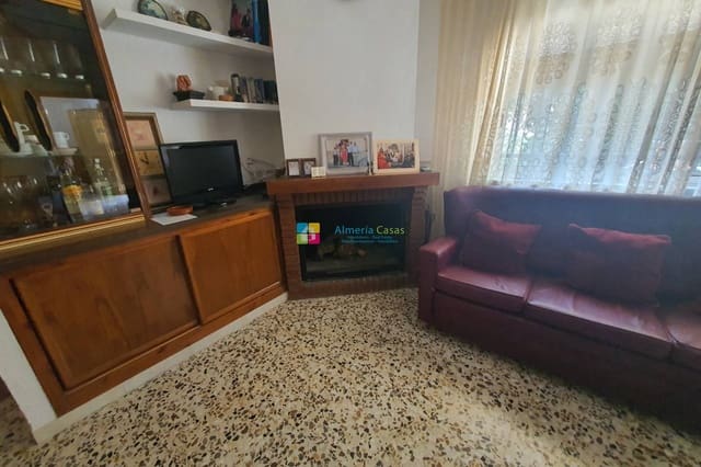 3 makuuhuone Maalaistalo myytävänä paikassa Macael mukana uima-altaan - 225 000 € (Ref: 9618084)