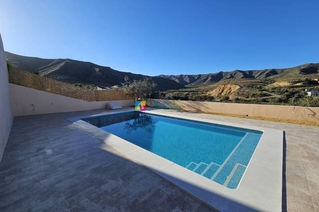 3 sovrum Villa till salu i Arboleas med pool - 255 000 € (Ref: 9626309)