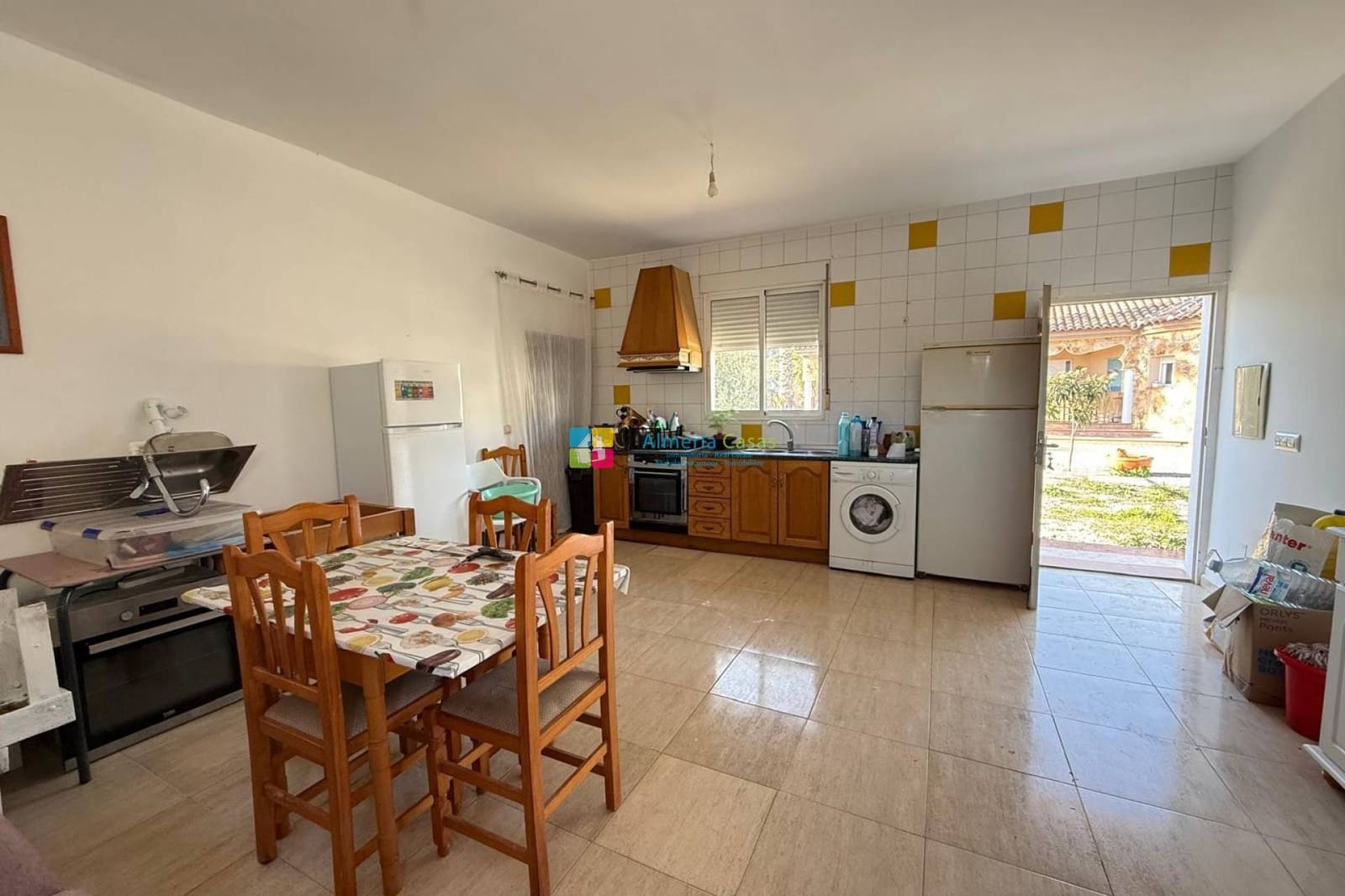 2 makuuhuone Maalaistalo myytävänä paikassa Cantoria - 89 950 € (Ref: 9628148)