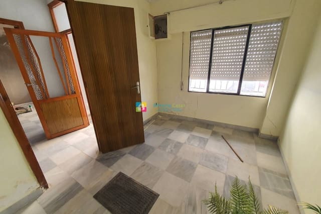 Casa de 6 habitaciones en Olula del Río en venta - 81.500 € (Ref: 9628151)