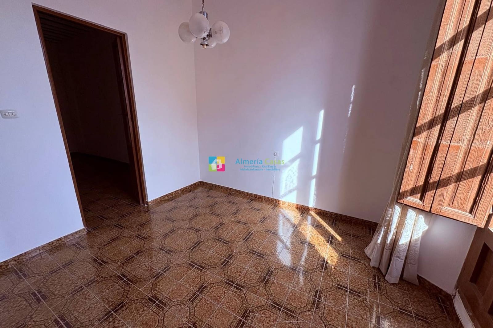 6 sovrum Hus till salu i Los Llanos (Zurgena) - 150 000 € (Ref: 9640985)