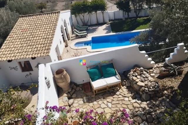 7 slaapkamer Finca/Landhuis te koop in Cantoria met zwembad - € 299.995 (Ref: 9645954)