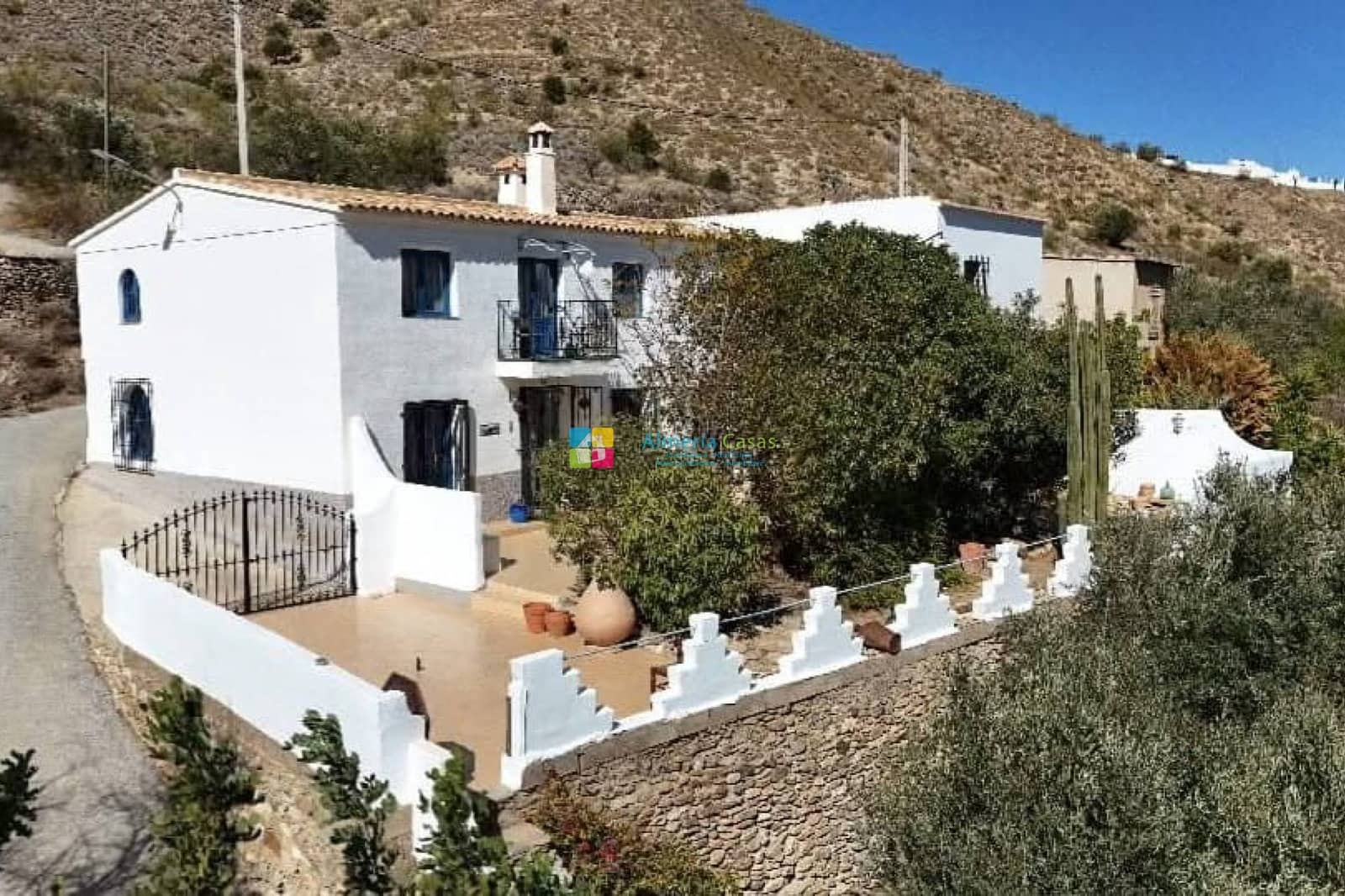 7 slaapkamer Finca/Landhuis te koop in Cantoria met zwembad - € 299.995 (Ref: 9645954)