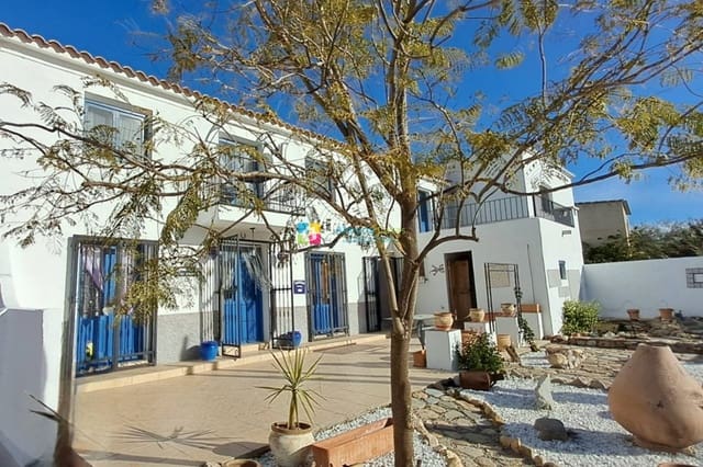 7 slaapkamer Finca/Landhuis te koop in Cantoria met zwembad - € 299.995 (Ref: 9645954)