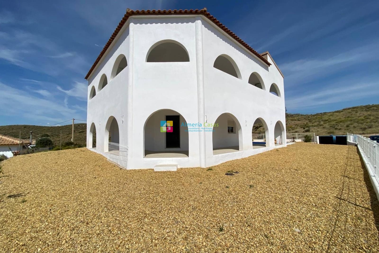 4 Zimmer Villa zu verkaufen in Zurgena mit Pool - 294.000 € (Ref: 9672130)