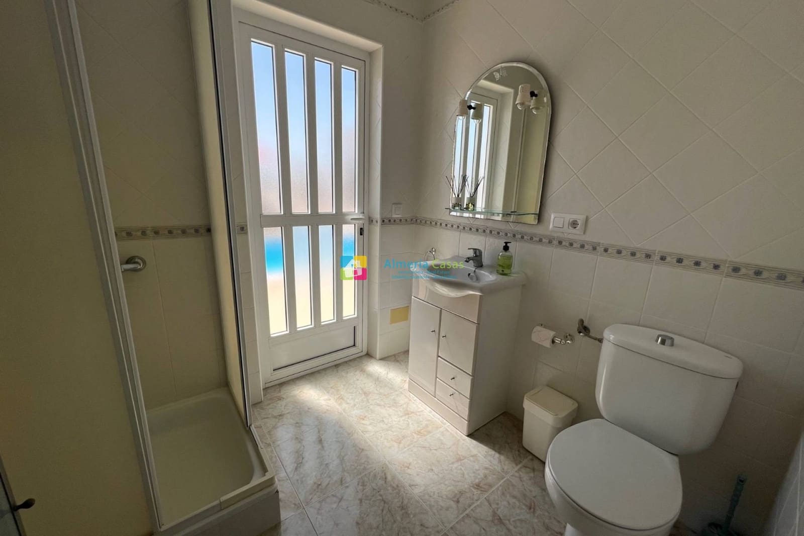 4 Zimmer Villa zu verkaufen in Arboleas mit Pool - 279.000 € (Ref: 9672132)